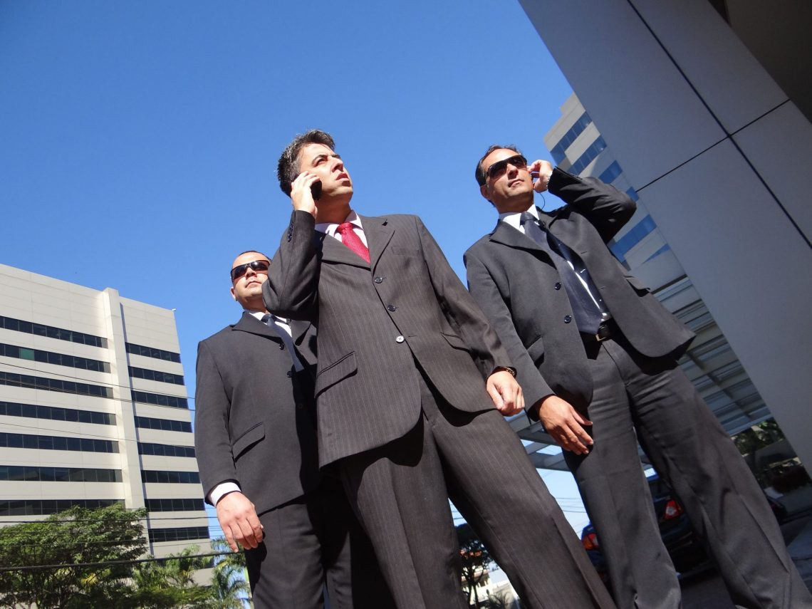 5 razões que fazem valer o investimento em uma empresa de segurança pessoal