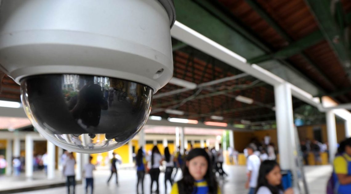 Monitoramento de Escolas